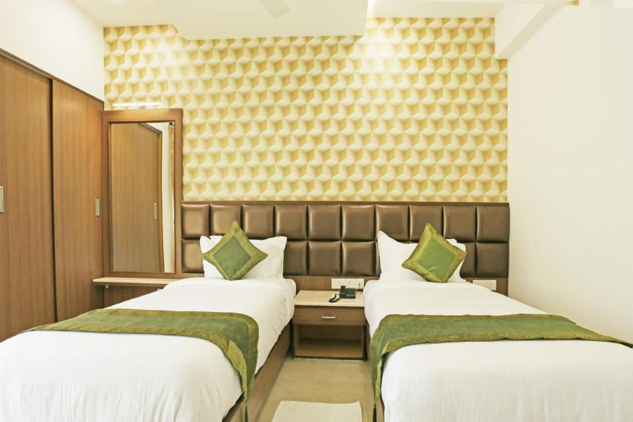 Treebo Pechis Castle Hotel Chennai Exterior foto